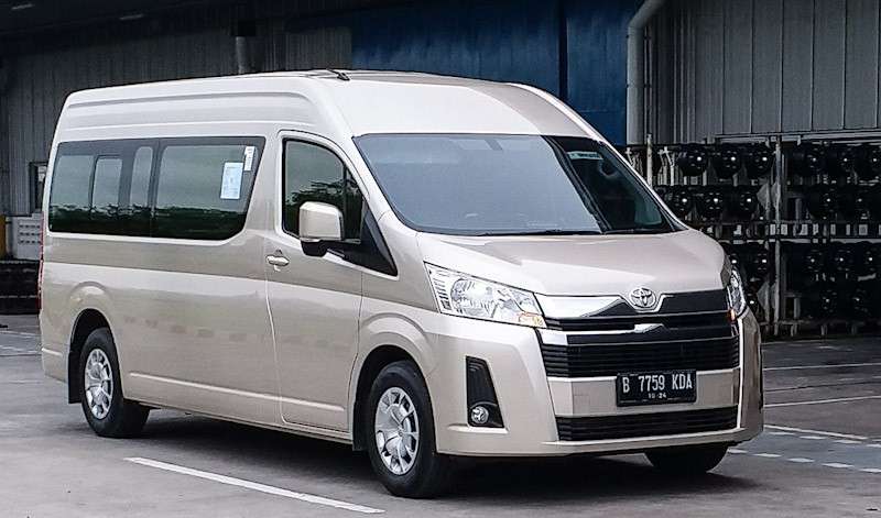 sewa hiace terbaik