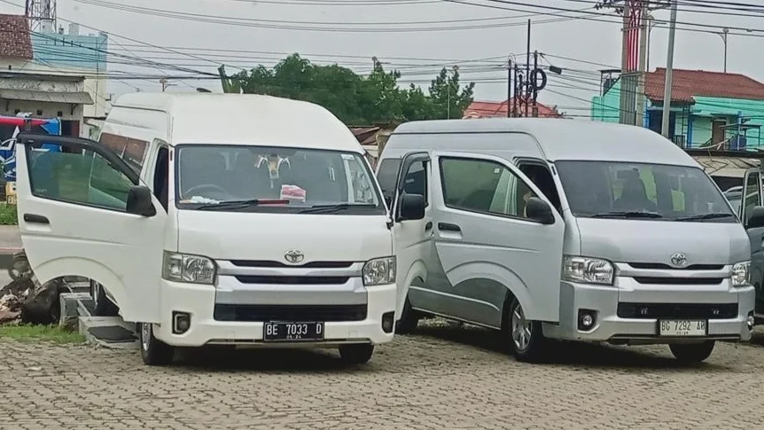 Unit Hiace Travel Greentranz Jabodetabek ke Lampung